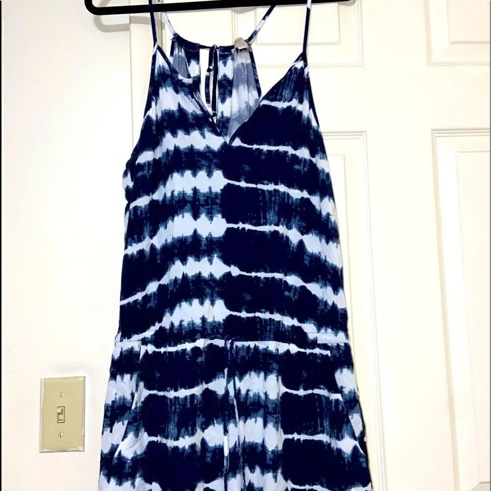 The loft spaghetti strap v neck romper